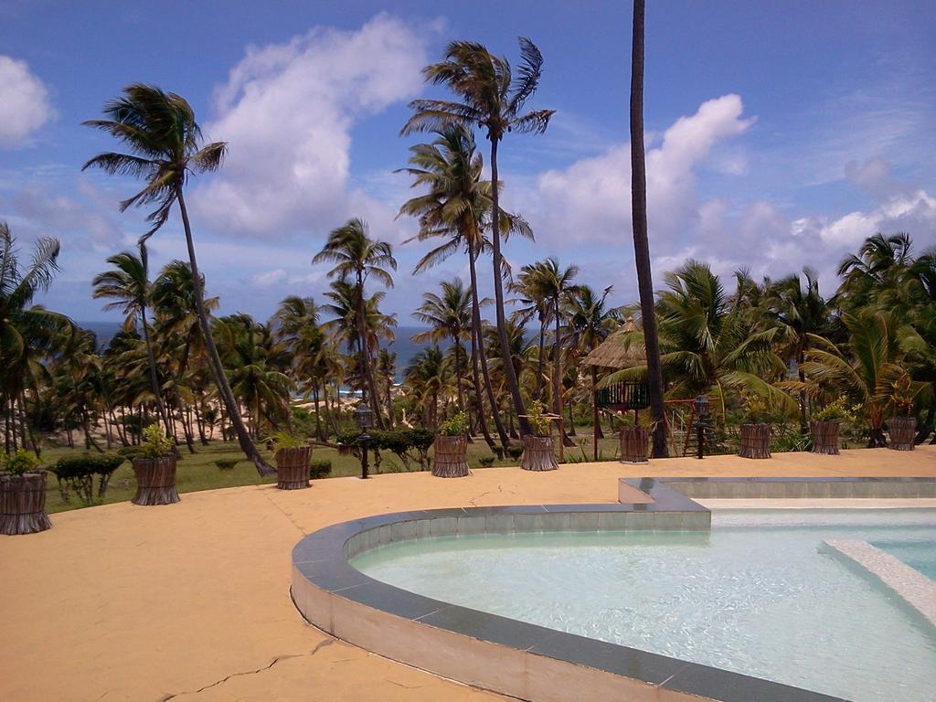 Blue Moon Beach Holiday Resort Inhambane Exterior foto