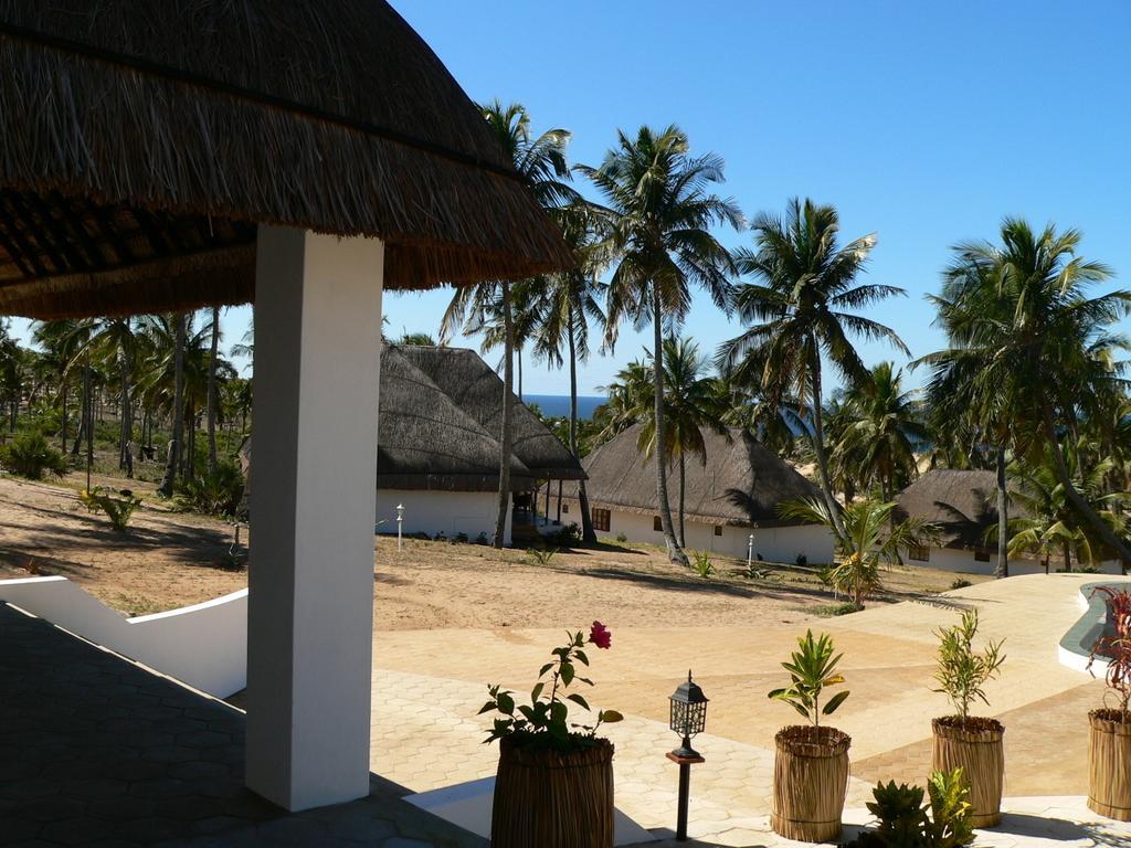 Blue Moon Beach Holiday Resort Inhambane Exterior foto
