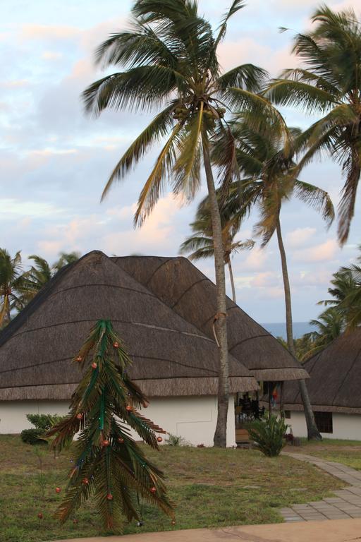 Blue Moon Beach Holiday Resort Inhambane Exterior foto