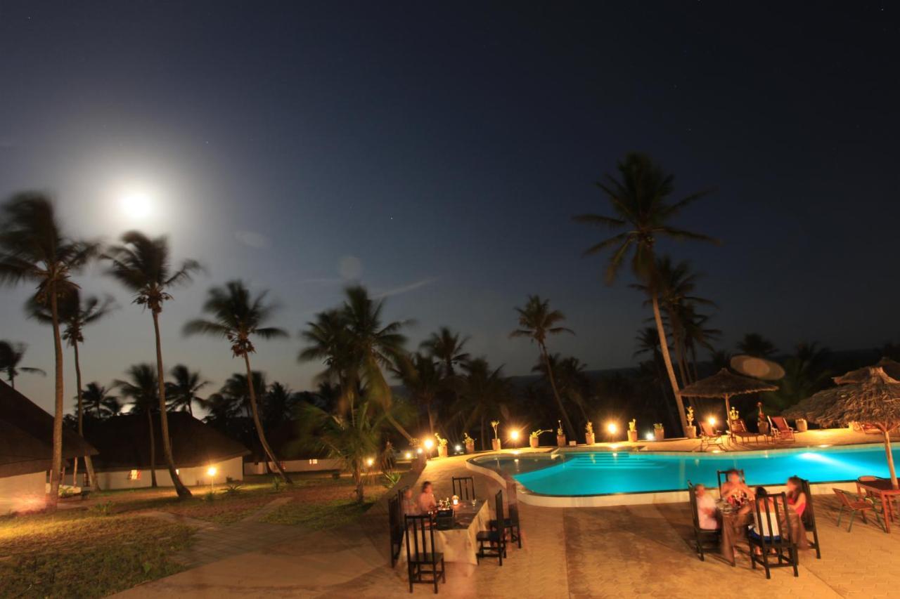 Blue Moon Beach Holiday Resort Inhambane Exterior foto